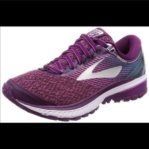 Brooks Ghost 10 size 9.5